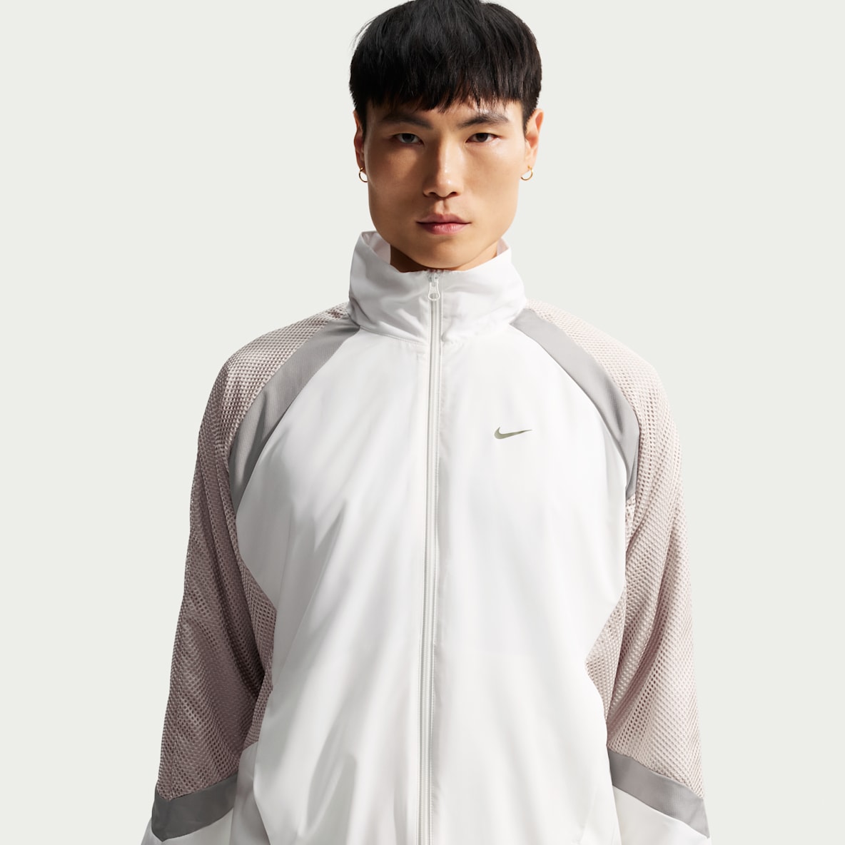 【再再再再値下げ】NIKE TRAILフード付きジャケット ホワイト 楽天市場】ナイキ シンセティックフィル フーデッド ジャケット